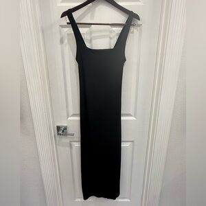 NWOT Kaileigh Black Ribbed Maxi Cocktail Dress